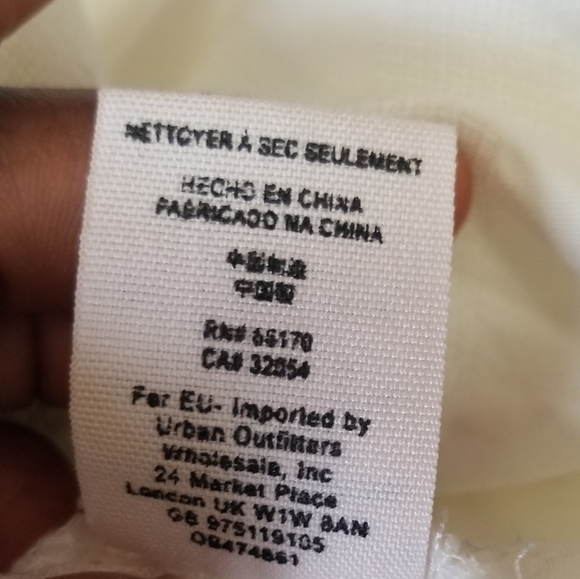 Free People V Neck Front Tie Bell Sleeve Cream Blouse Size Small - Picture 9 of 14